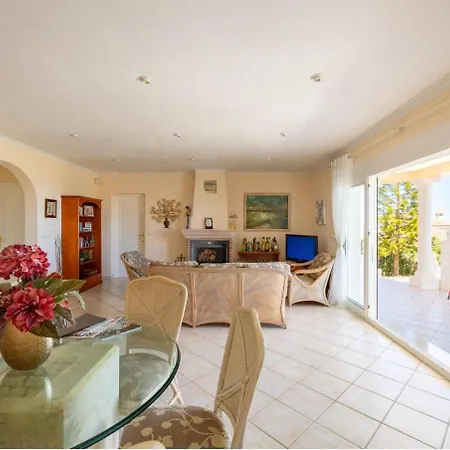 فيلة Mit Meerblick In *